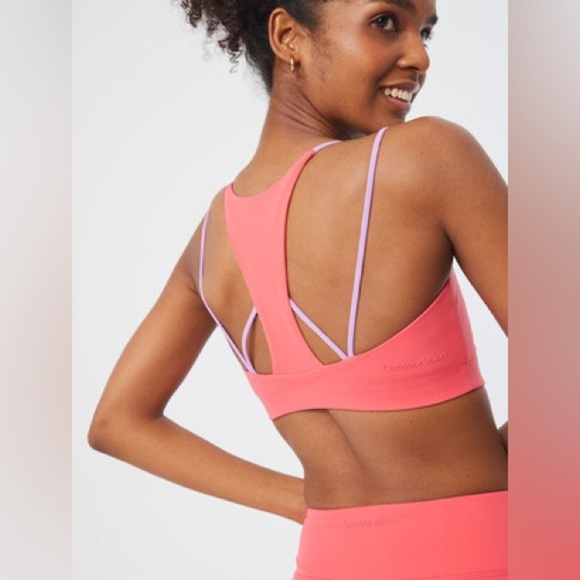 NWT Outdoor Voices SuperForm Strappy Sports Bra Pink - Picture 5 of 5